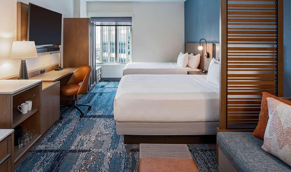 Hyatt Place Tampa Downtown Room photo